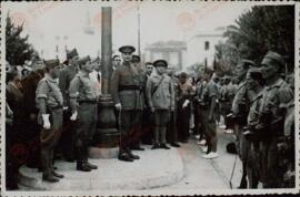 General Queipo de Llano, Gonzalo. Soldados en formación