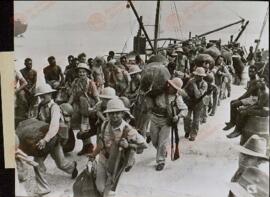 "Refuerzos norteamericanos llegan a Nueva Guinea"