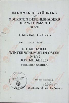 "En nombre del Führer. Kurt Peters. 15 agosto 1942"
