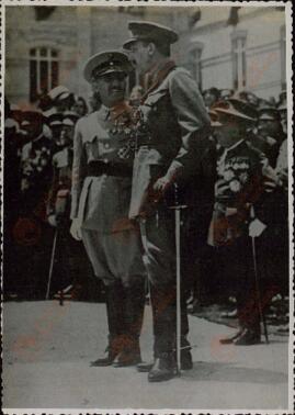 Fotografía de Franco con Alfonso XIII, s.d. / Franco visitando emplazamientos de la Marina. Villafranca, 29 julio 1949