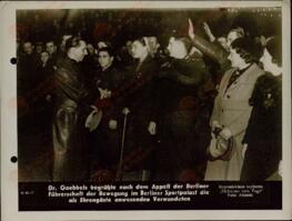 "Goebbels saluda a los berlineses"