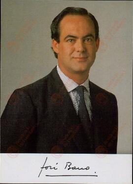 Bono Martínez, José (1950). Presidente de la Junta de Comunidades de Castilla-La Mancha (1983-2004),  Ministro de Defensa de España (2004-2006), Presidente del Congreso de los Diputados (2008-2011).