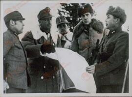 PK-Weltbild (Kriegsberichter) / Atlantic: Fotografías en el frente de guerra oriental. 9 Mayo 1943, 19 Abril y 11 Mayo 1944