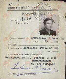 Llopart, Concepción (esposa Castañé Lloret, Modesto). Salvoconducto. Barcelona, 27 febrero 1940