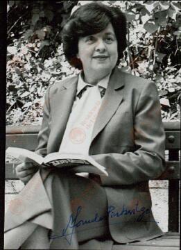 Pintasilgo, Maria de Lourdes (1930-2004). Primera Ministra de Portugal (1979-1980).