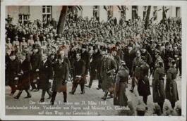 Colección Francisco Franco. "Acto oficial en Postdam 21 Marzo 1933" (Hitler y Von Papen).