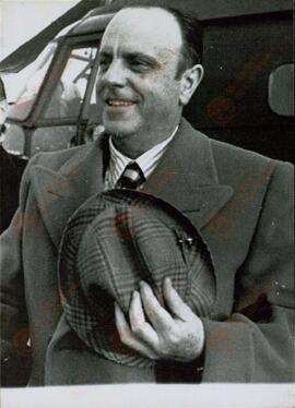 Fraga Iribarne, Manuel (1922-2012). Ministro de Información y Turismo (1962-1969), Ministro de la Gobernación (1975-1976), Diputado (1977-1987), Presidente de la Xunta de Galicia (1990-2005) y Senador (2006-2011).