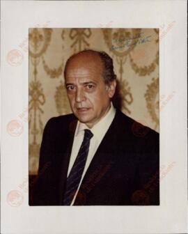 Fernández Ordóñez, Francisco (1930-1992). Ministro de Hacienda de España (1977–1979),  Ministro de Justicia (1980-1981), Ministro de Asuntos Exteriores (1985-1992).