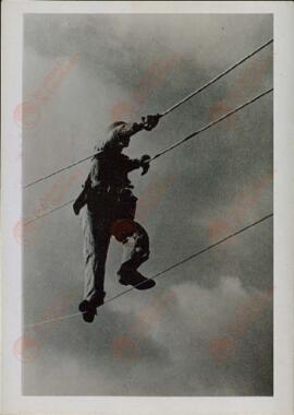 Transocean - Europapress: Fotografías de misa celebrada por el aniversario de la "masacre de Katyn" en Lisboa / Academia de Artillería de Segovia / Funeral en el barrio de Salamanca en Madrid / Acto de inauguración de Escuela de Marina. 31 diciembre 1943 - 10 febrero 1944